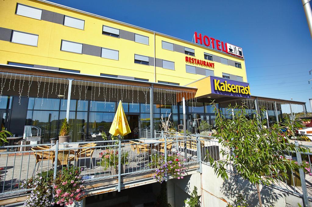 Kaiserrast Stockerau Exterior photo